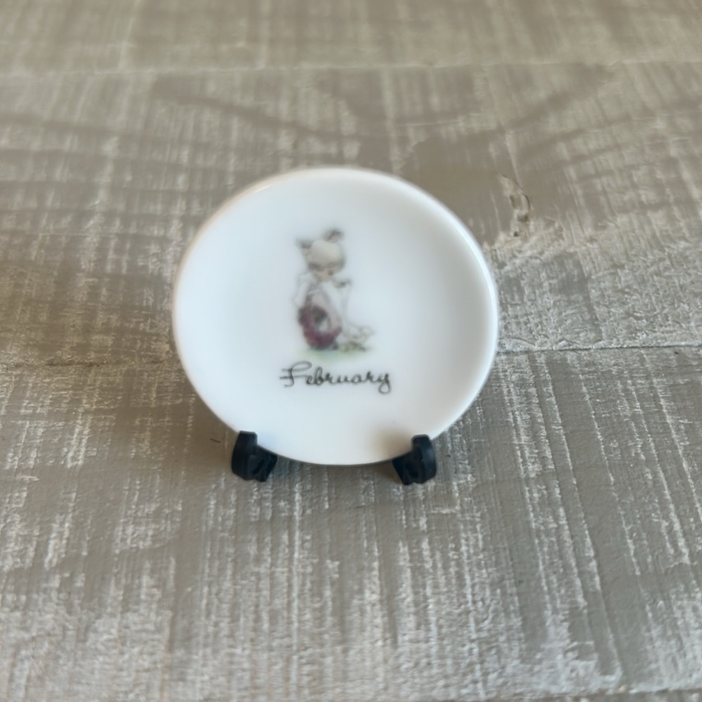 VTG February Miniature Decorative Plate
Precious Moments Image of Girl & Duck